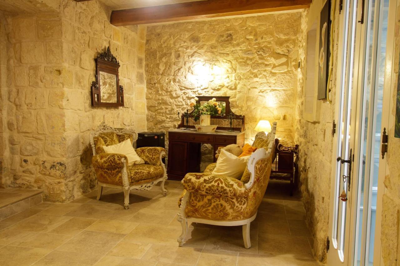 Town House Steeped In History Rabat Exterior foto