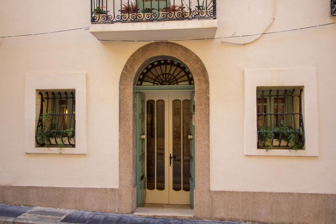 Town House Steeped In History Rabat Exterior foto