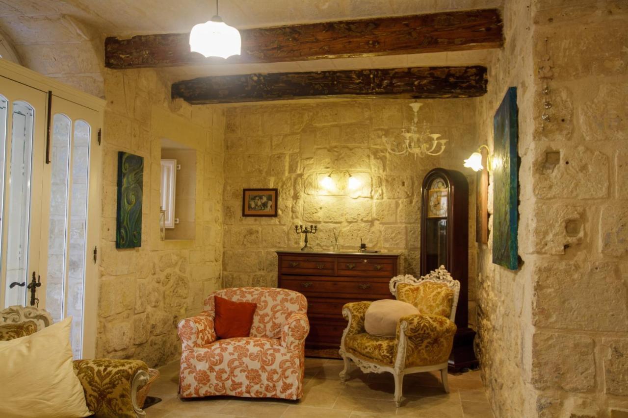 Town House Steeped In History Rabat Exterior foto